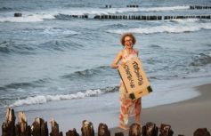 8d93420f31dd1bb86593e5c0d84ca93913e