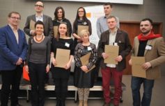 902c3c119a8e5b3b9563e759b636d2bb415