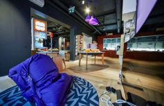 595473b31c47aed8ca5558a47a19a5d4de2