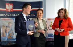 d29fd513f7042729662d41107d9746bf1c2