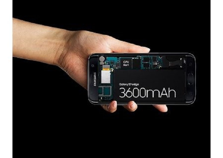 Samsung S7 Edge - widok wnętrza