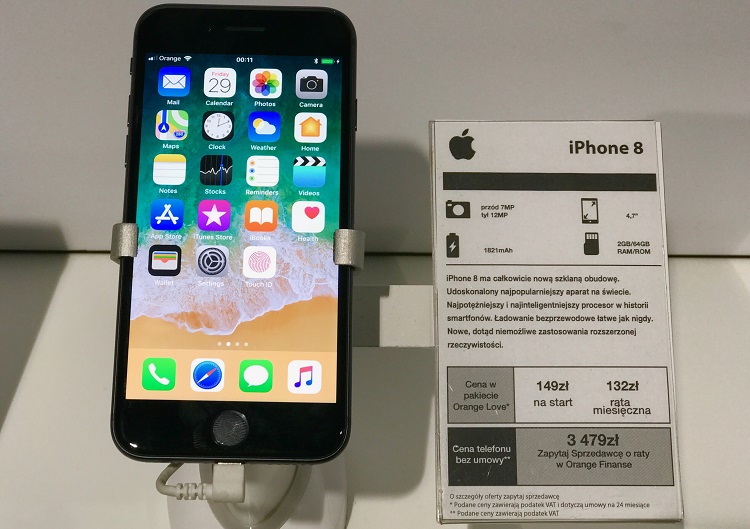 iPhone 8 w ofercie Orange