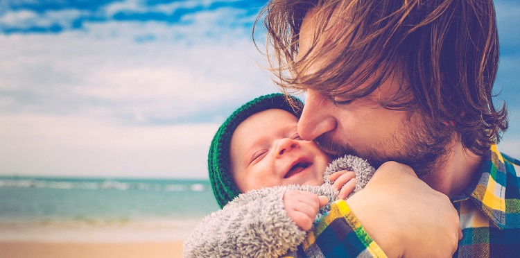 Jak zaoszczędzić na rachunku za telefon w rodzinie - grafika ilustracyjna na blogu Orange Polska