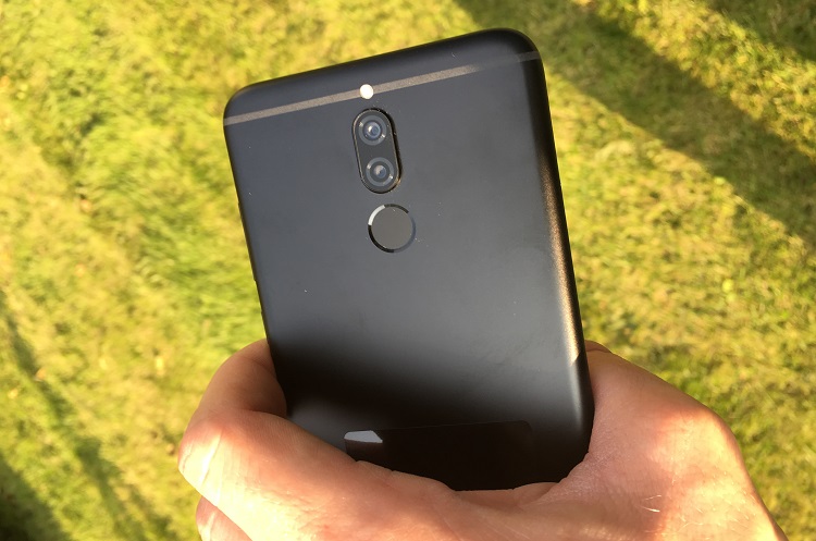 Przedsprzedaż Huawei Mate 10 Lite tył
