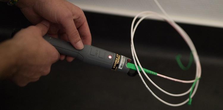 Transfer w oka mgnieniu… czyli jak działa FTTH?