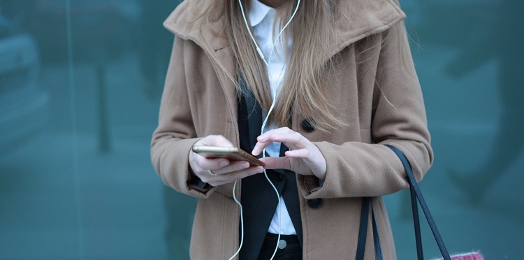 VoLTE - jak to działa - grafika ilustracyjna