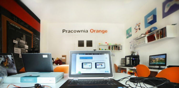 Pracownia Orange - zdjęcie ilustracyjne