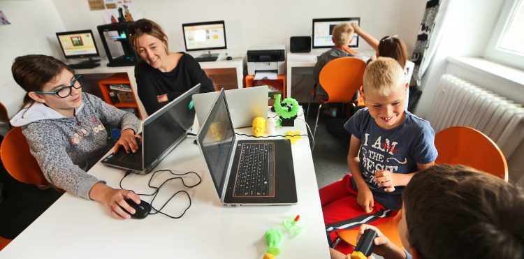 Pracownia Orange - zdjęcie ilustracyjne