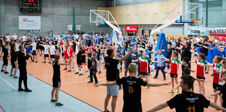 Regionalne Rozgrywki Klubów Sportowych Orange (2)