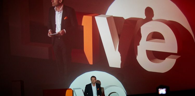 Prezes Orange Polska Jean-François Fallacher