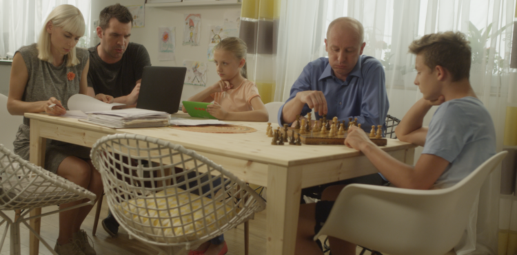 Bezpiecznie Tu i Tam - projekt Fundacji Orange