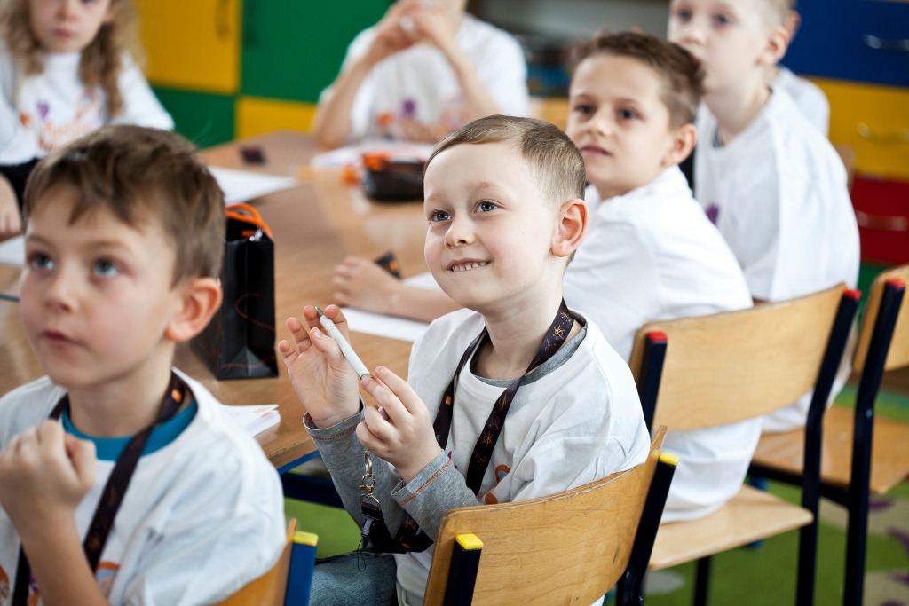 megamisja-projekt-edukacyjny-fundacji-orange-4.jpg
