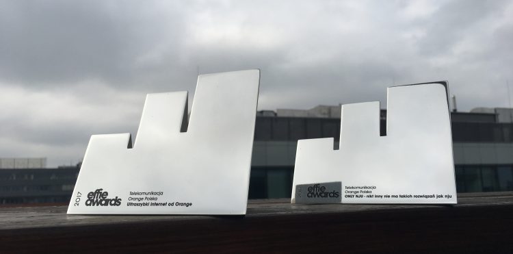 Dwie srebrne statuetki Effie dla Orange i nju mobile