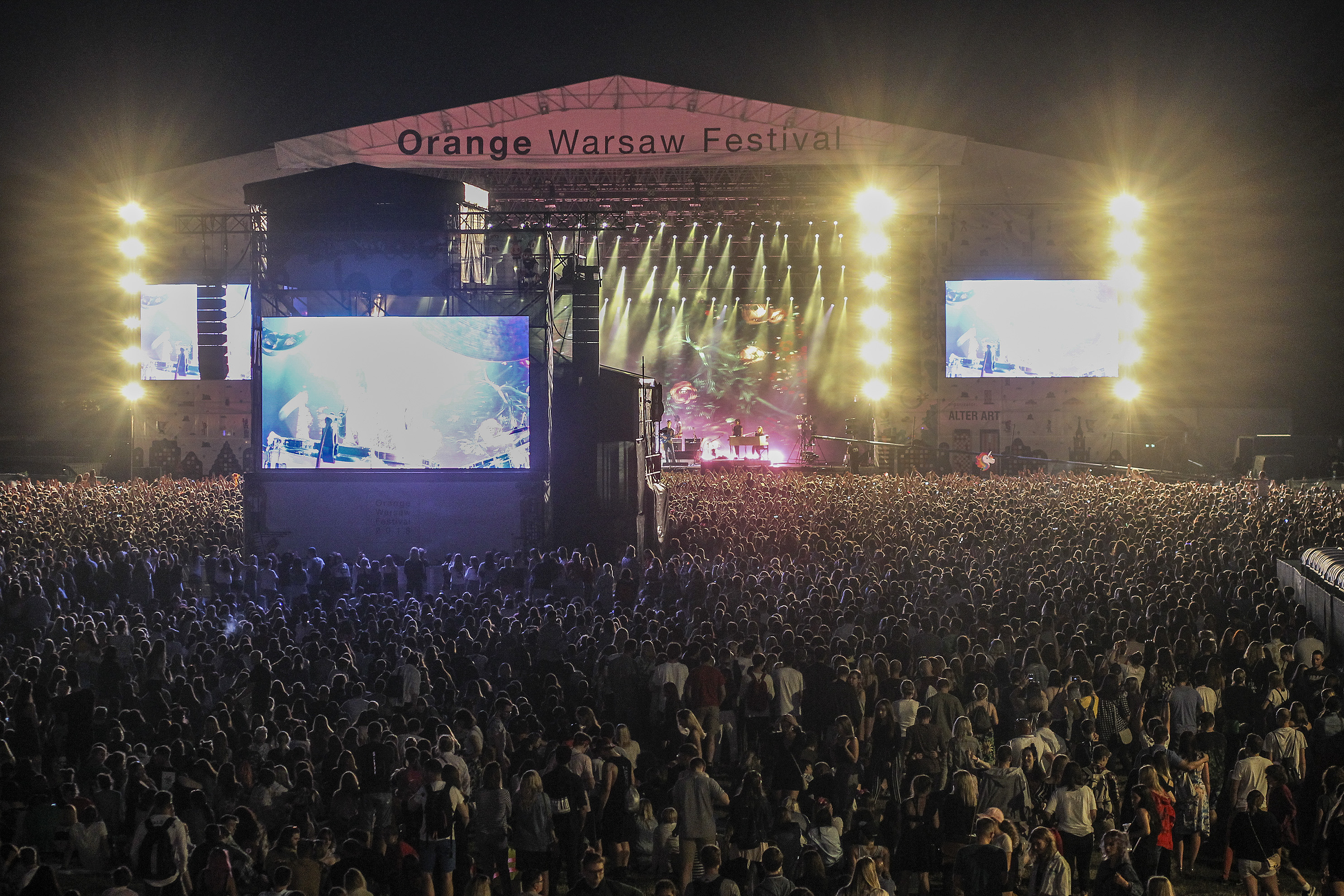 Orange-Warsaw-Festival-2018_1.jpg