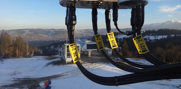 Internet śmiga na stokach