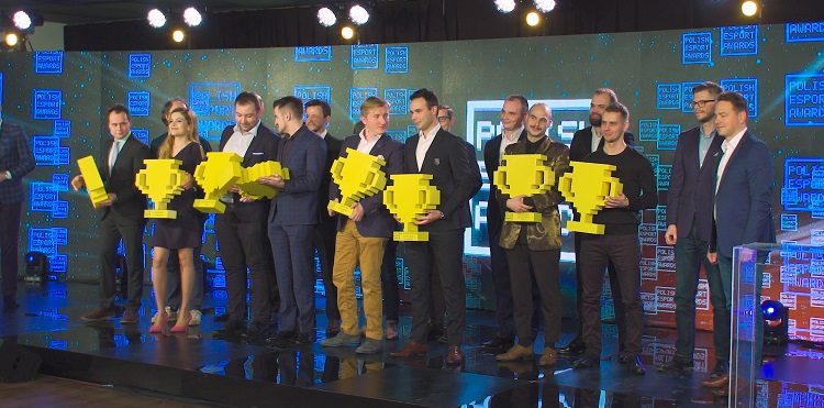 Z kamerą wśród graczy – relacja z Polish Esport Awards