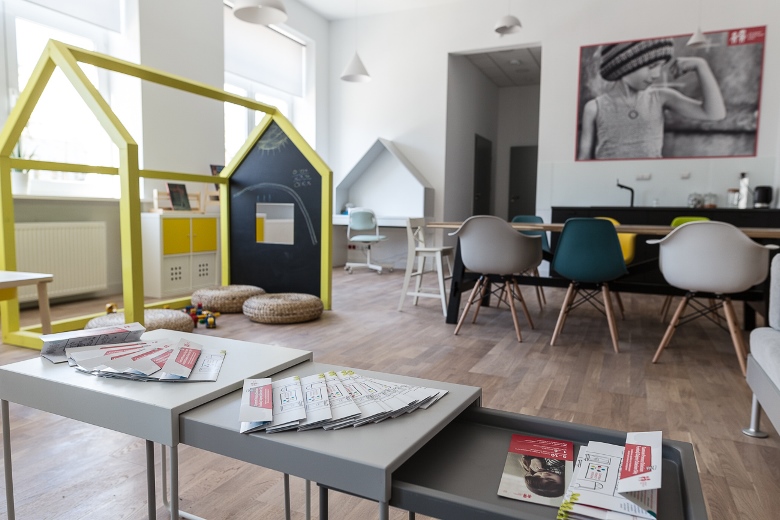 Centrum Pomocy Dzieciom w Warszawie- poczekalnia