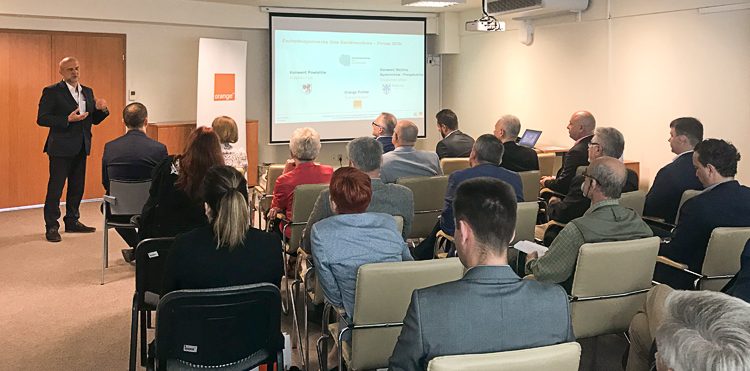 Dołączyły do ZUŚ, będą miały światłowód