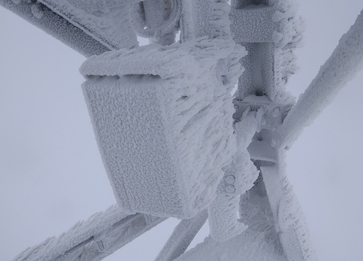 Zmrozona stacja bazowa