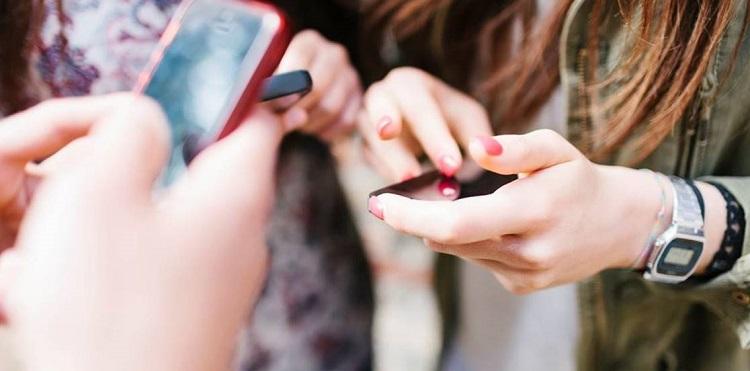 Nienawiść i hejt w sieci dotyczy coraz większej liczby nastolatków. Jak z nią skutecznie walczyć?