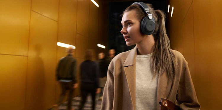 Gdy hałas cichnie… Sony WH-1000XM3 kontra Jabra 85h