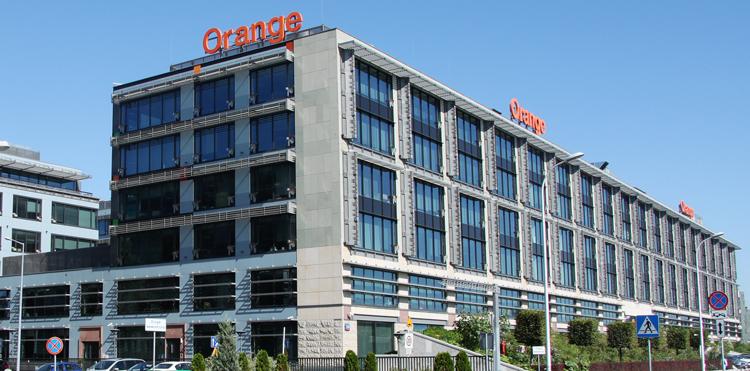 Orange Polska przedłuża najem Miasteczka Orange
