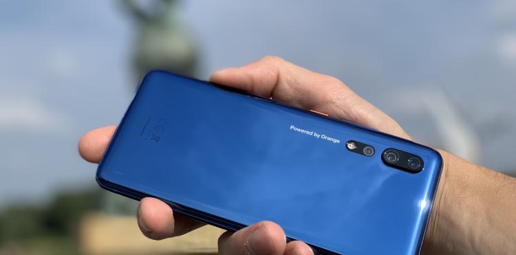 Wykorzystany w testach smartfon Orange Neva Jet