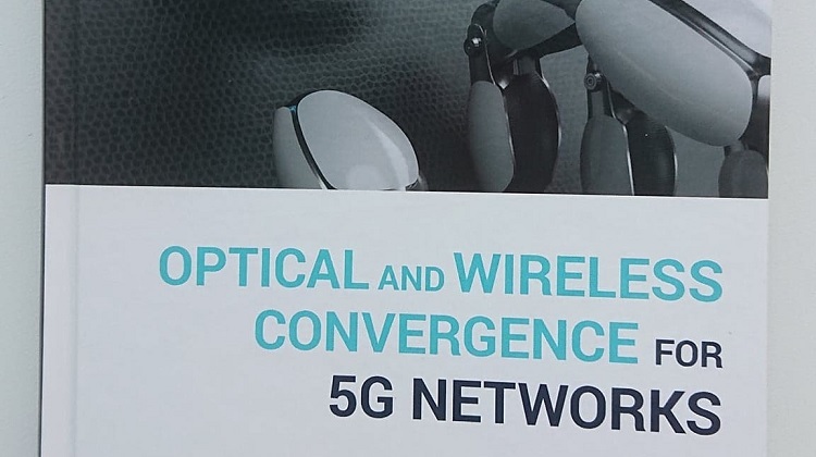 Okładka książki o 5G