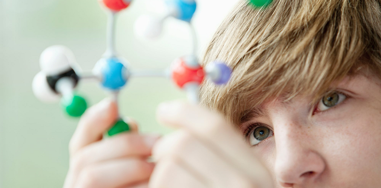 Naukowcy zbadają, jak uczniowie, rodzice i nauczyciele poradzili sobie ze zdalną nauką