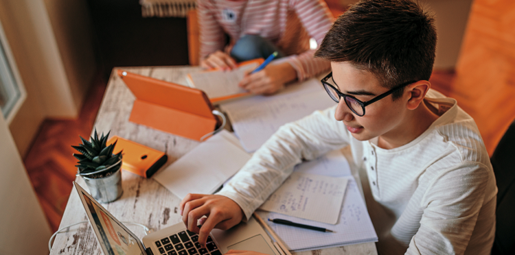 Twoje GB mają moc! Podarujmy modemy LTE tysiącu rodzin, by dzieci mogły uczyć się zdalnie