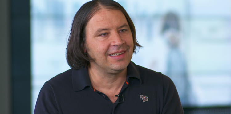 Przynieście nam niepotrzebny telefon, razem zadbamy o środowisko. Rozmowa z prezesem Julienem Ducarroz