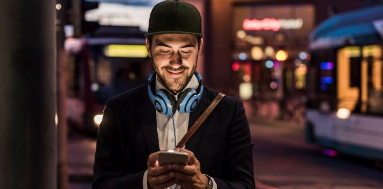 #hello5G i Social Pass w usłudze bez limitu: nowości w Orange na kartę