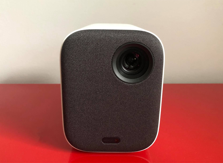 Xiaomi Mi Smart Compact Projector