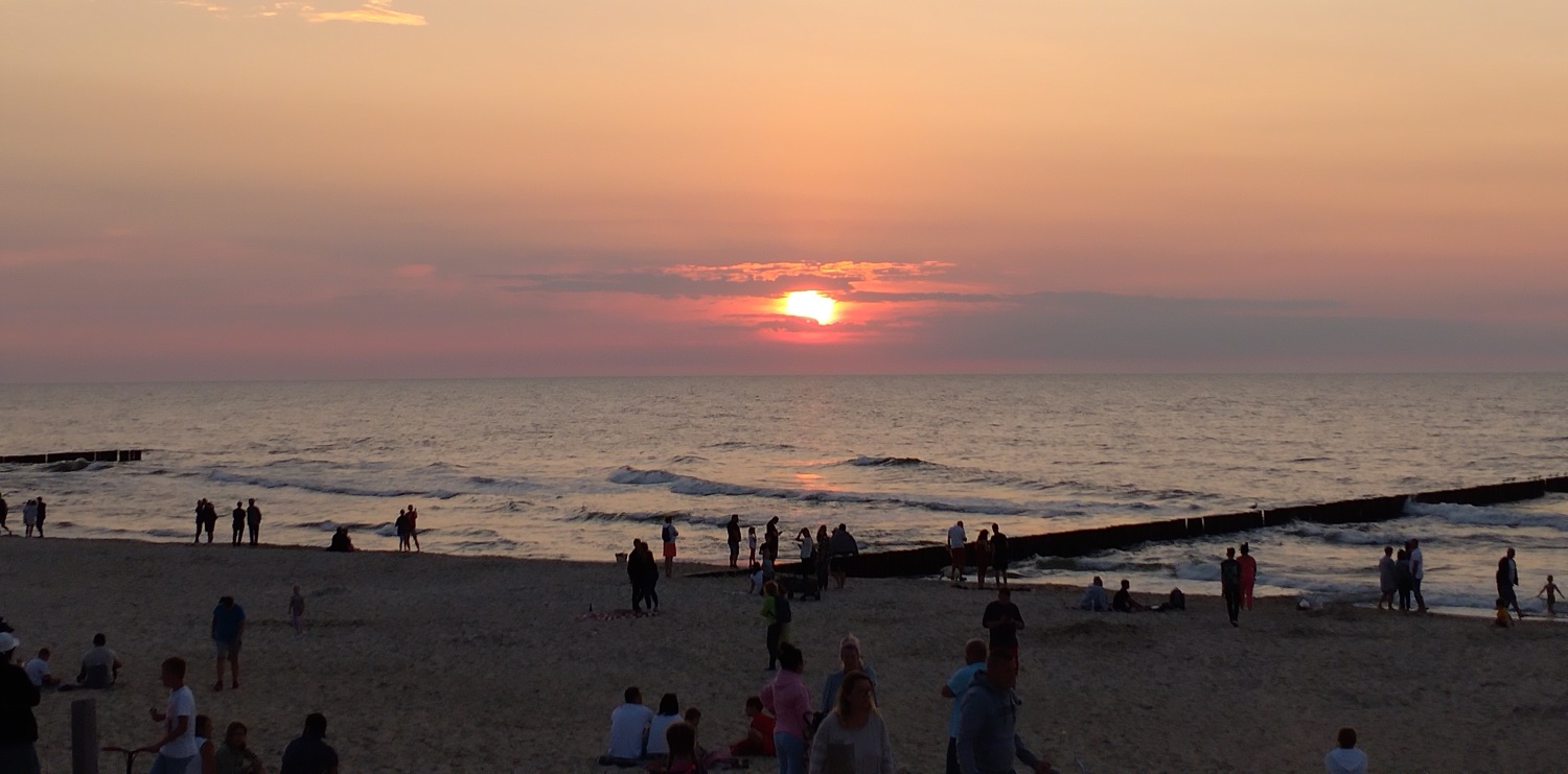 Zdjęcie zachodu słońca, wykonane TCL 20 SE. Zdjęcie zachodu słońca, wykonane TCL 20 SE.