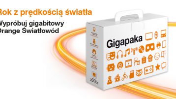 Powrót do szkoły z Orange: rok z prędkością światła i drugi smartfon za złotówkę