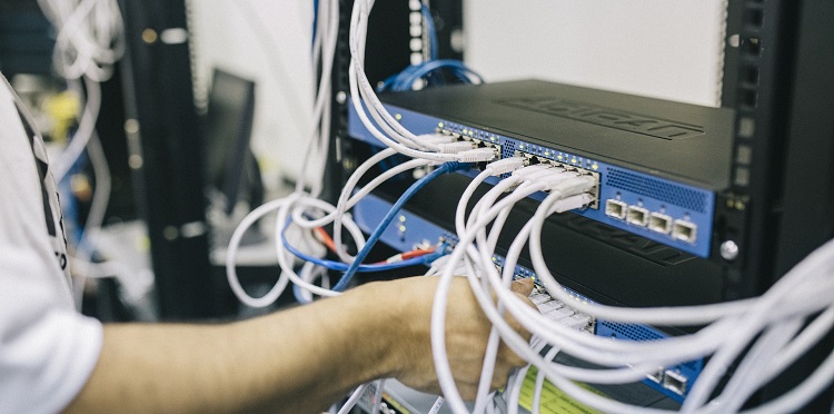 Porty optyczne w(y)łączane na żądanie