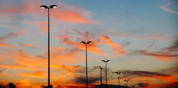 Pomagamy zrobić 24 km inteligentnego oświetlenia