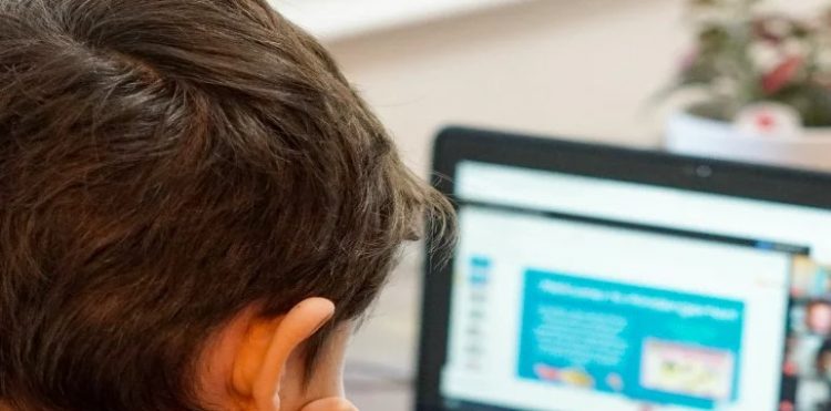 Szkoła online dla dzieci z Ukrainy