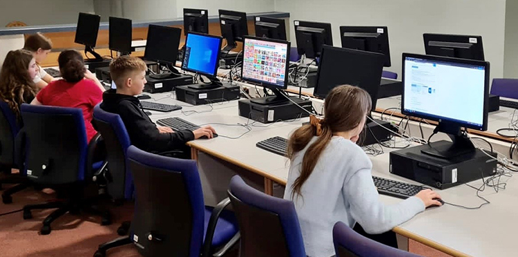 Jedna wojna, trzy historie nauczycielek